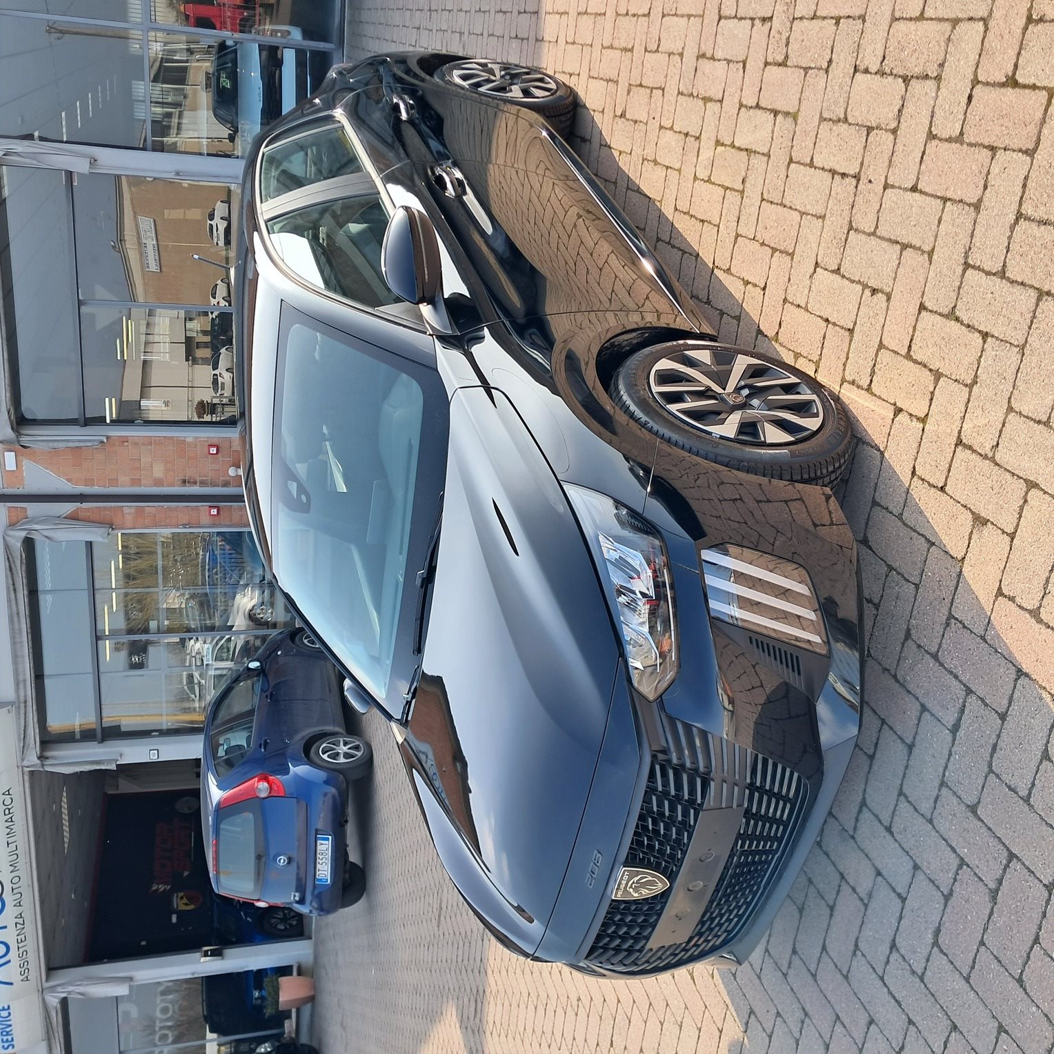 PEUGEOT 208 2ª serie